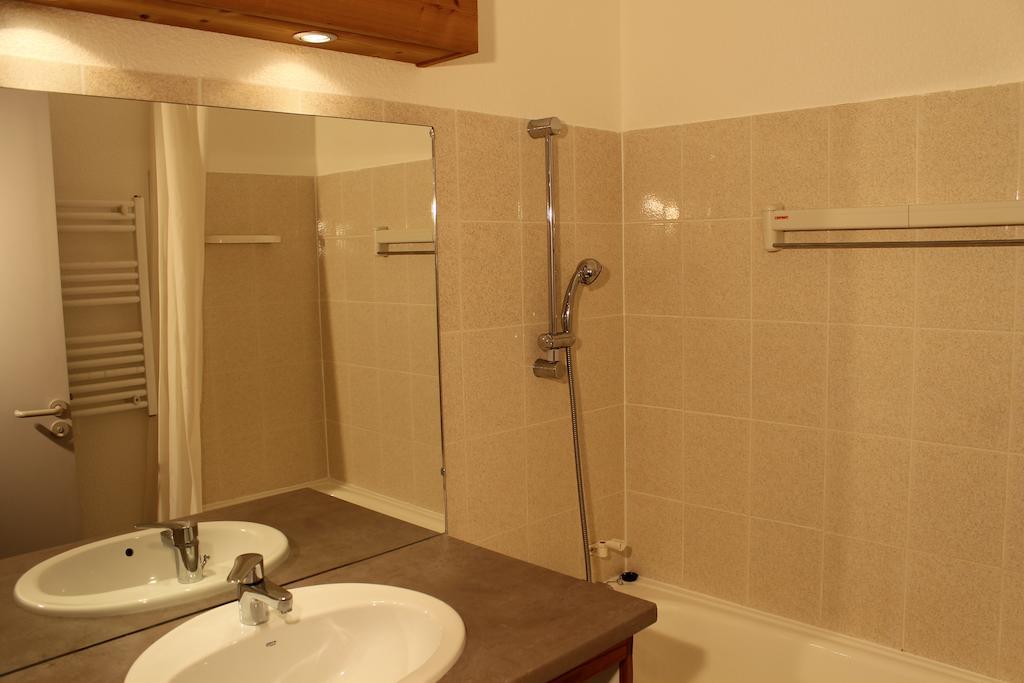 Residence Grand Bois Cles Blanches La Tania ภายนอก รูปภาพ