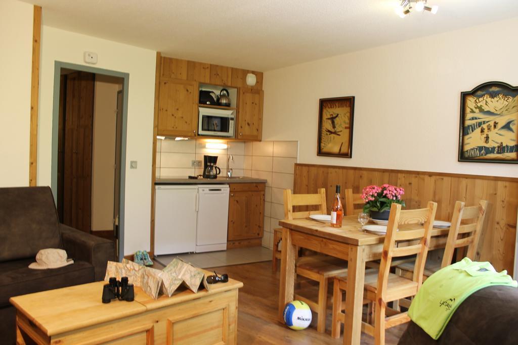 Residence Grand Bois Cles Blanches La Tania ภายนอก รูปภาพ